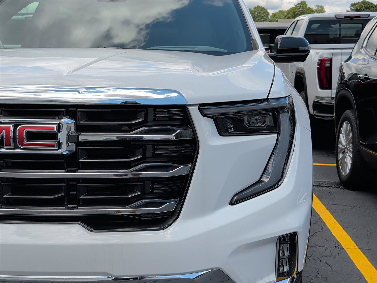 New 2026 GMC Acadia Elevation w/ Elevation Premium Package FWD image 32