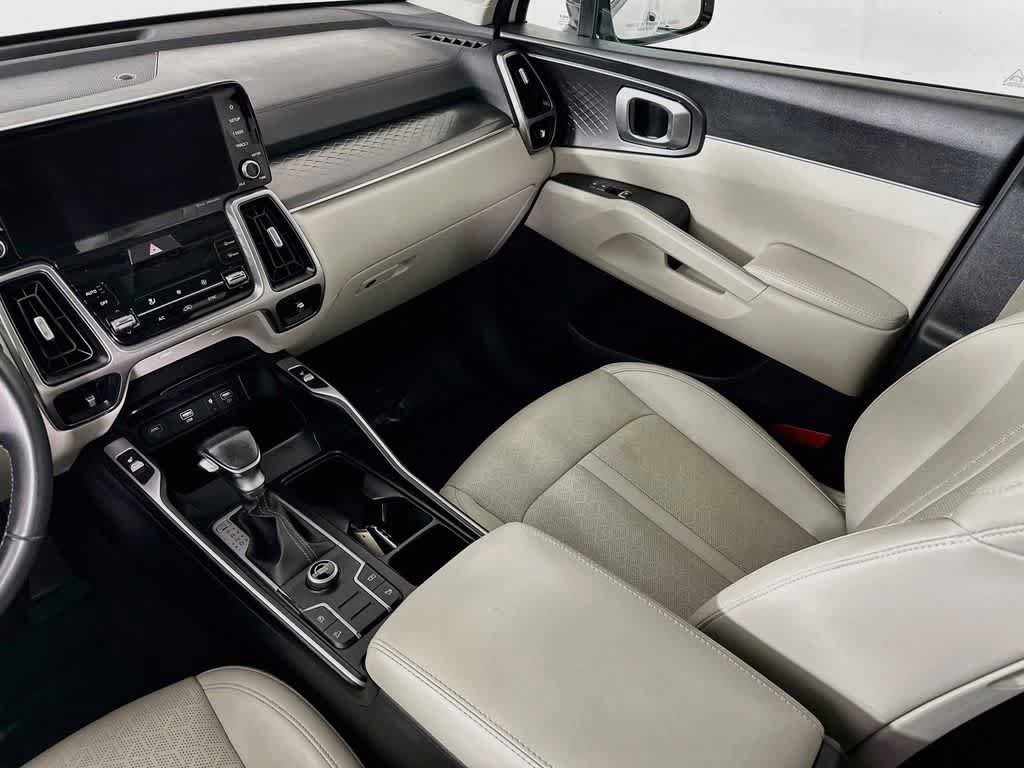 Used 2023 Kia Sorento S w/ Panoramic Sunroof Package FWD image 11