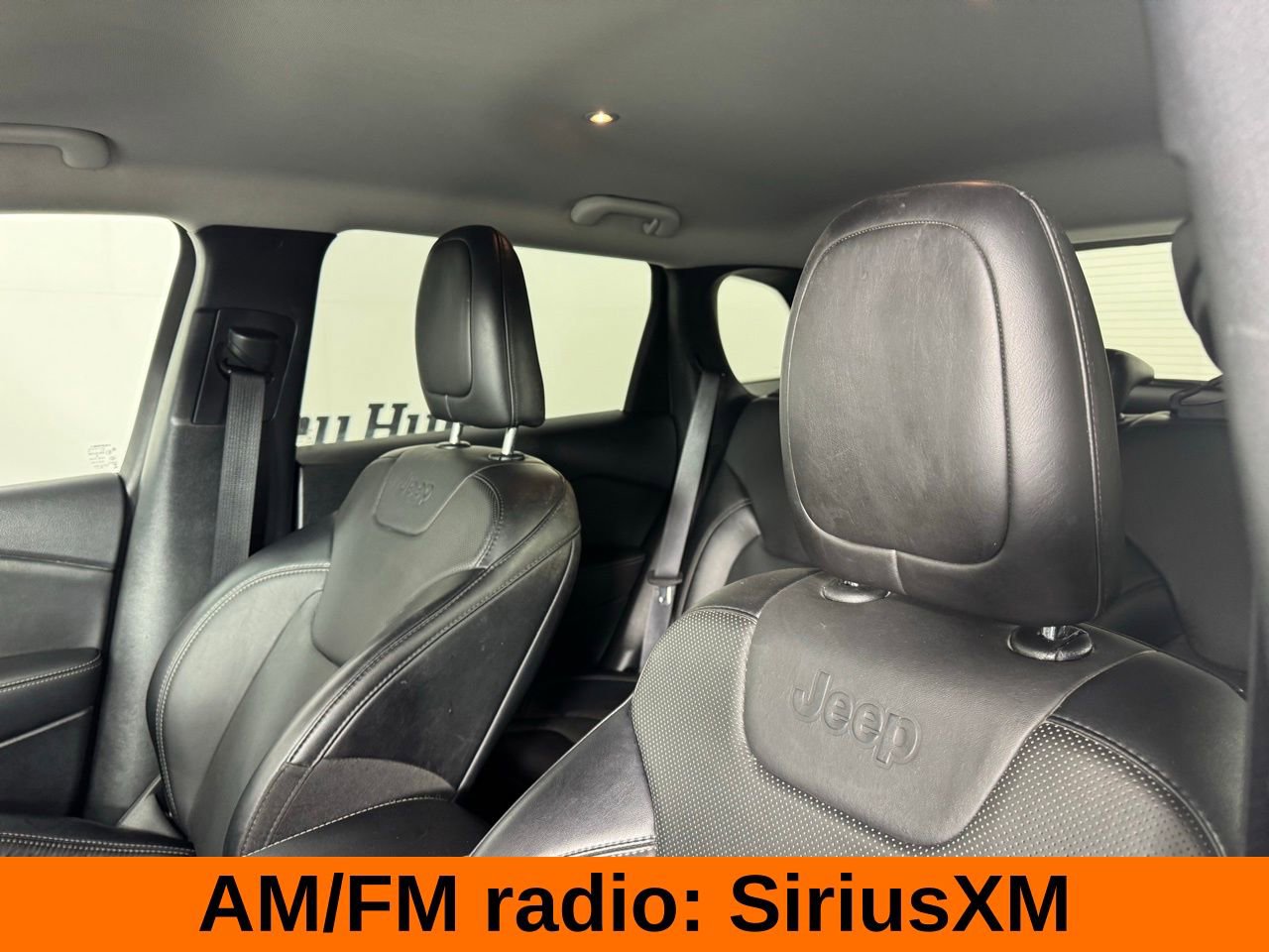 Used 2023 Jeep Cherokee Altitude Lux image 11