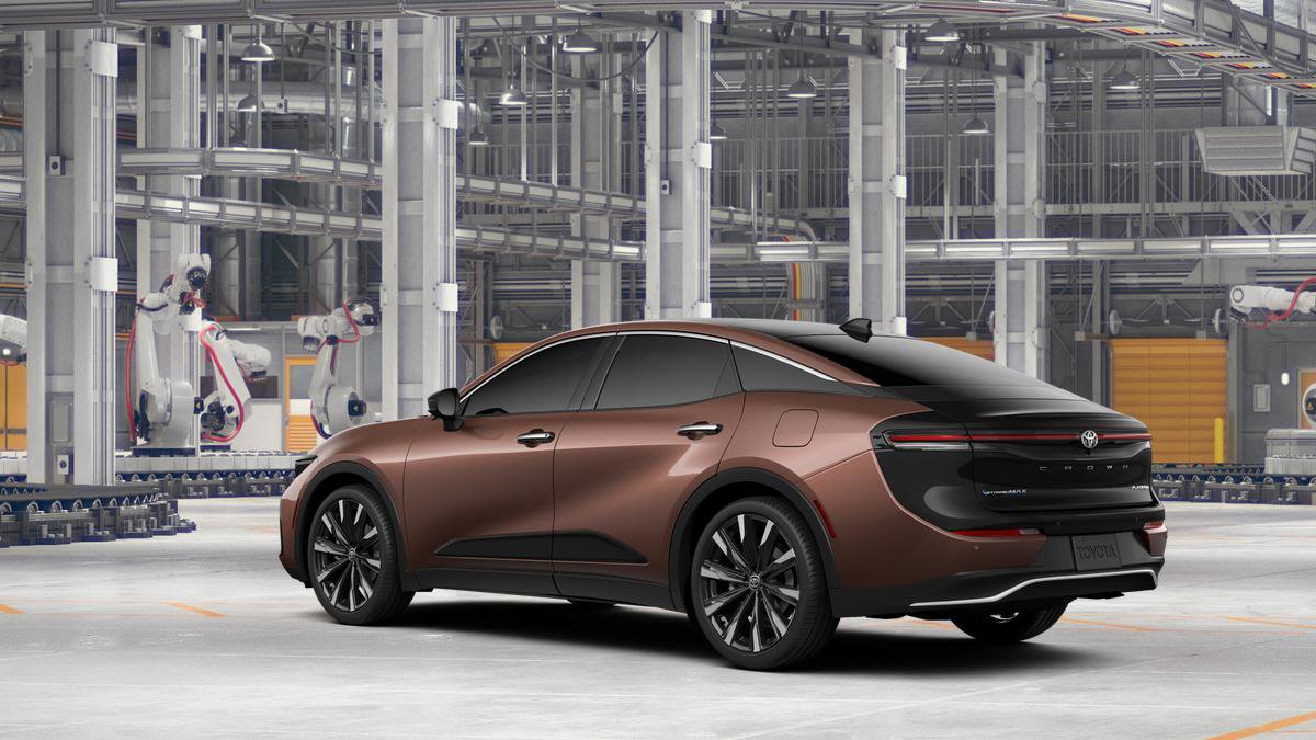 New 2026 Toyota Crown Platinum image 8