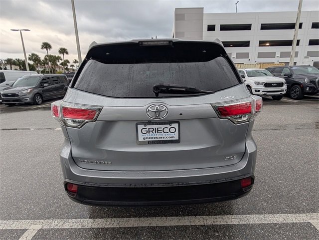 Used 2015 Toyota Highlander XLE image 10