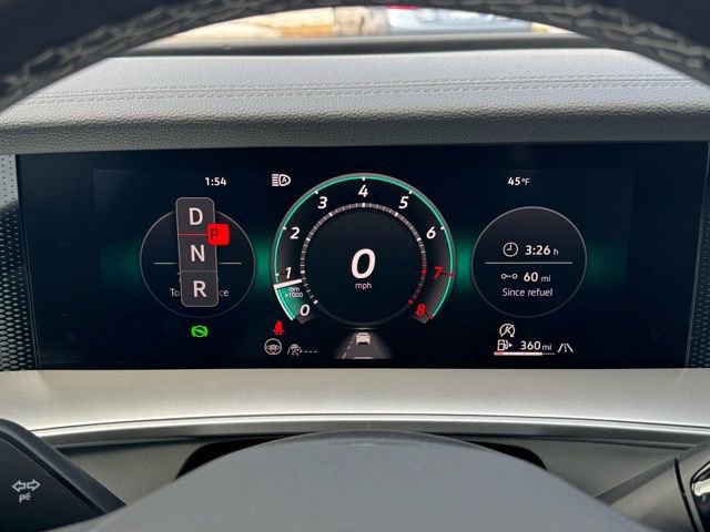 Used 2025 Volkswagen Tiguan SE image 35