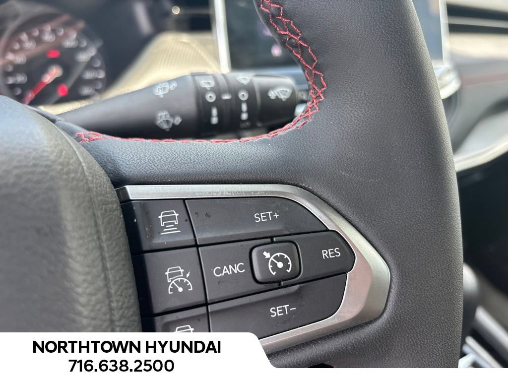 Used 2026 Jeep Compass Trailhawk AWD/4WD image 16