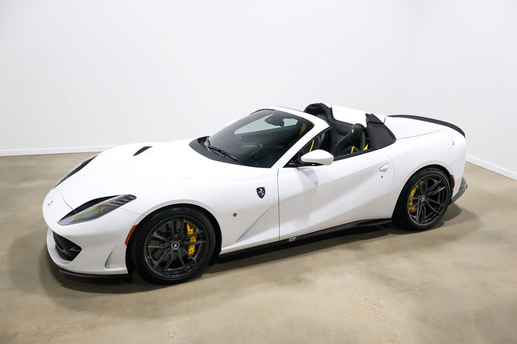 Used 2022 Ferrari 812 GTS RWD image 18