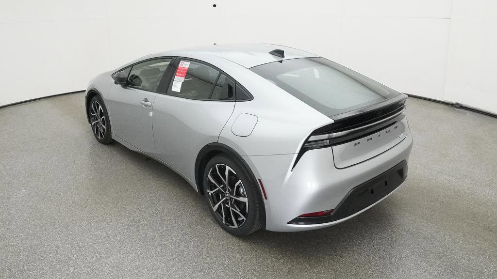 New 2026 Toyota Prius Plug-In Hybrid image 8