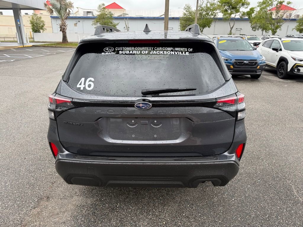 Used 2025 Subaru Forester Premium w/ Protection Package image 6