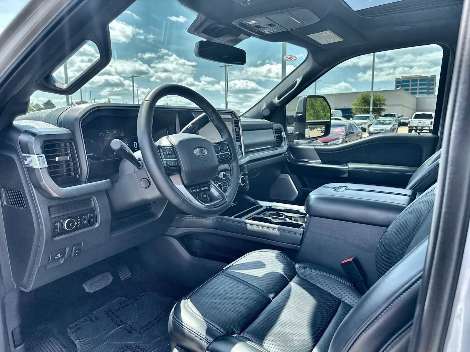 Used 2026 Ford F250 Platinum AWD/4WD image 2