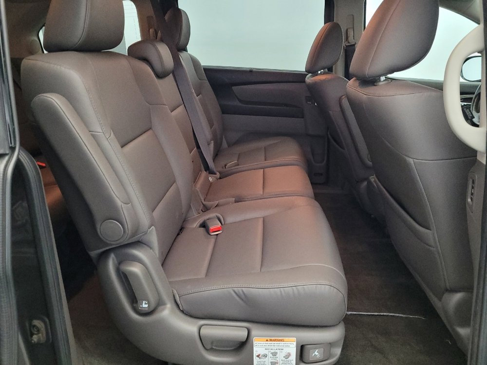 Used 2015 Honda Odyssey Touring Elite image 19