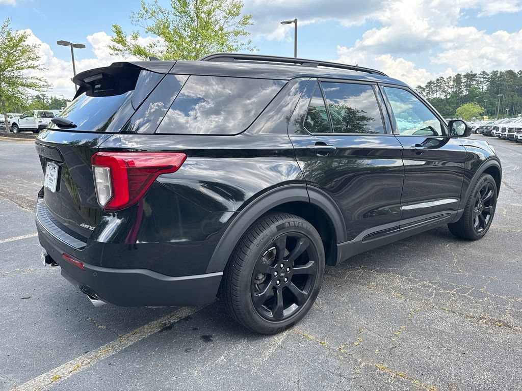 Used 2023 Ford Explorer ST-Line w/ Class IV Trailer Tow Package AWD/4WD image 5