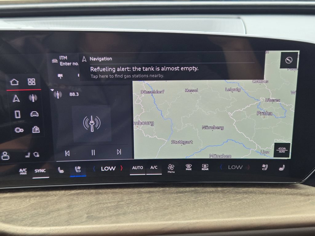 Certified 2025 Audi Q5 Premium Plus AWD/4WD image 22