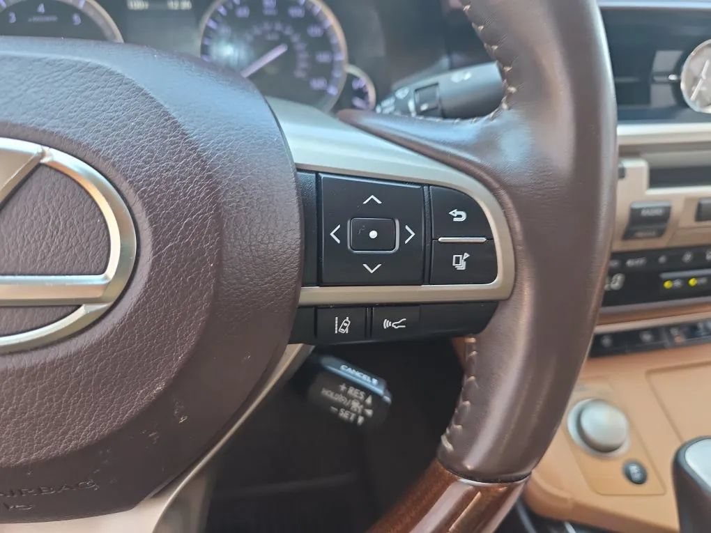 Used 2018 Lexus ES 350 w/ Luxury Package w/Wood Trim FWD image 20