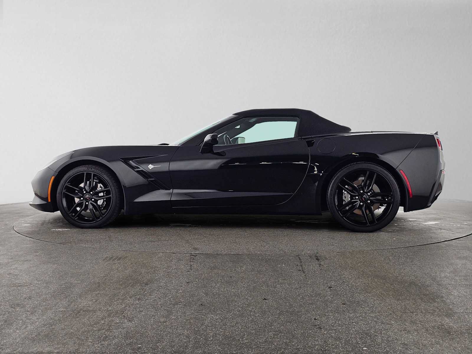 Used 2019 Chevrolet Corvette Stingray Convertible w/ 1LT RWD image 6