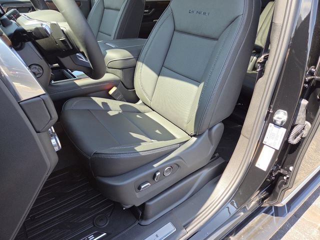 New 2026 GMC Yukon XL Denali w/ Advanced Technology Package AWD/4WD image 28