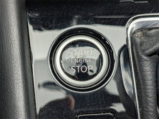 Used 2022 Nissan Kicks SV image 28