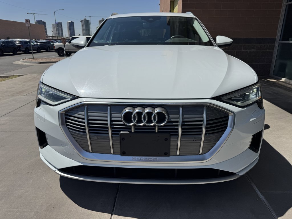 Used 2022 Audi e-tron Premium AWD/4WD image 10