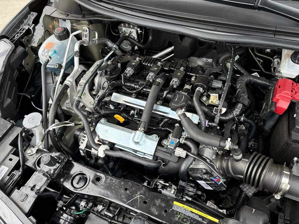 New 2025 Nissan Versa SR image 36