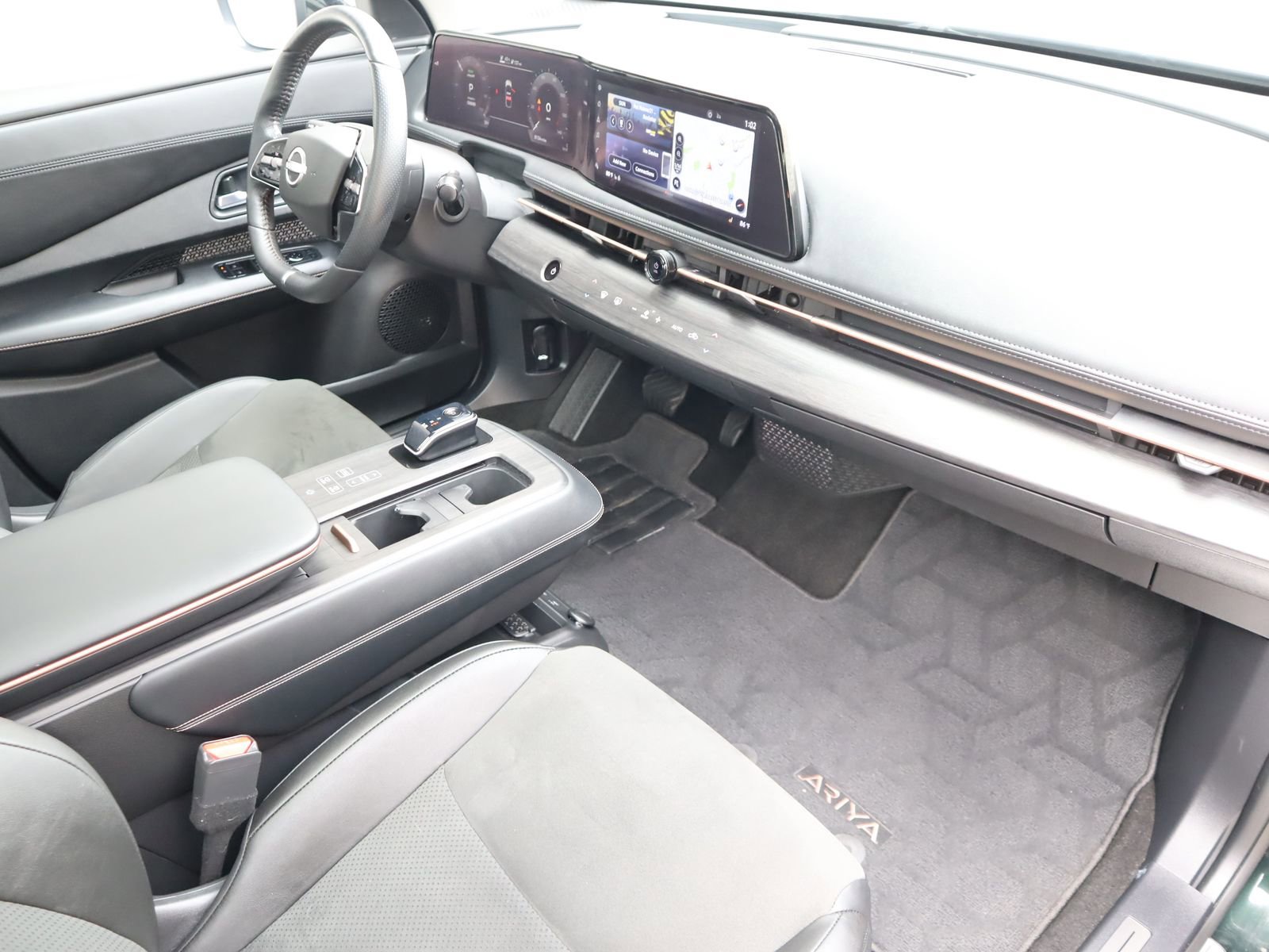 Used 2024 Nissan Ariya AWD image 58