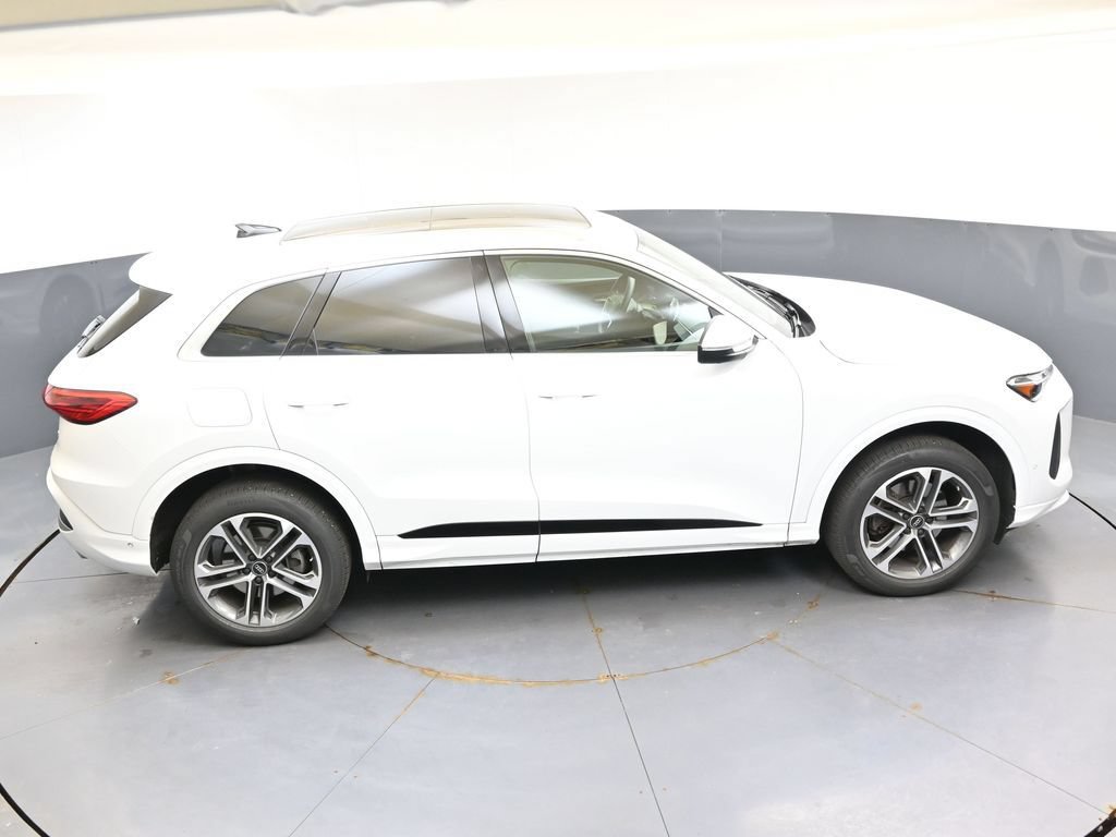 Certified 2025 Audi Q5 Premium w/ Convenience Package AWD/4WD image 42