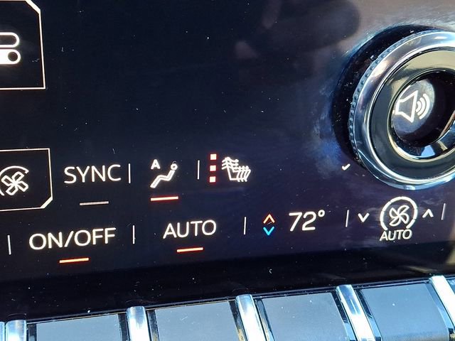 Used 2025 GMC Yukon XL Denali image 26