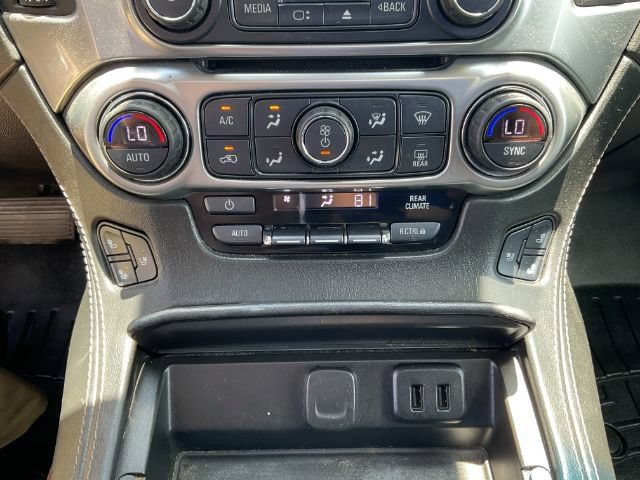 Used 2018 Chevrolet Suburban Premier AWD/4WD image 28