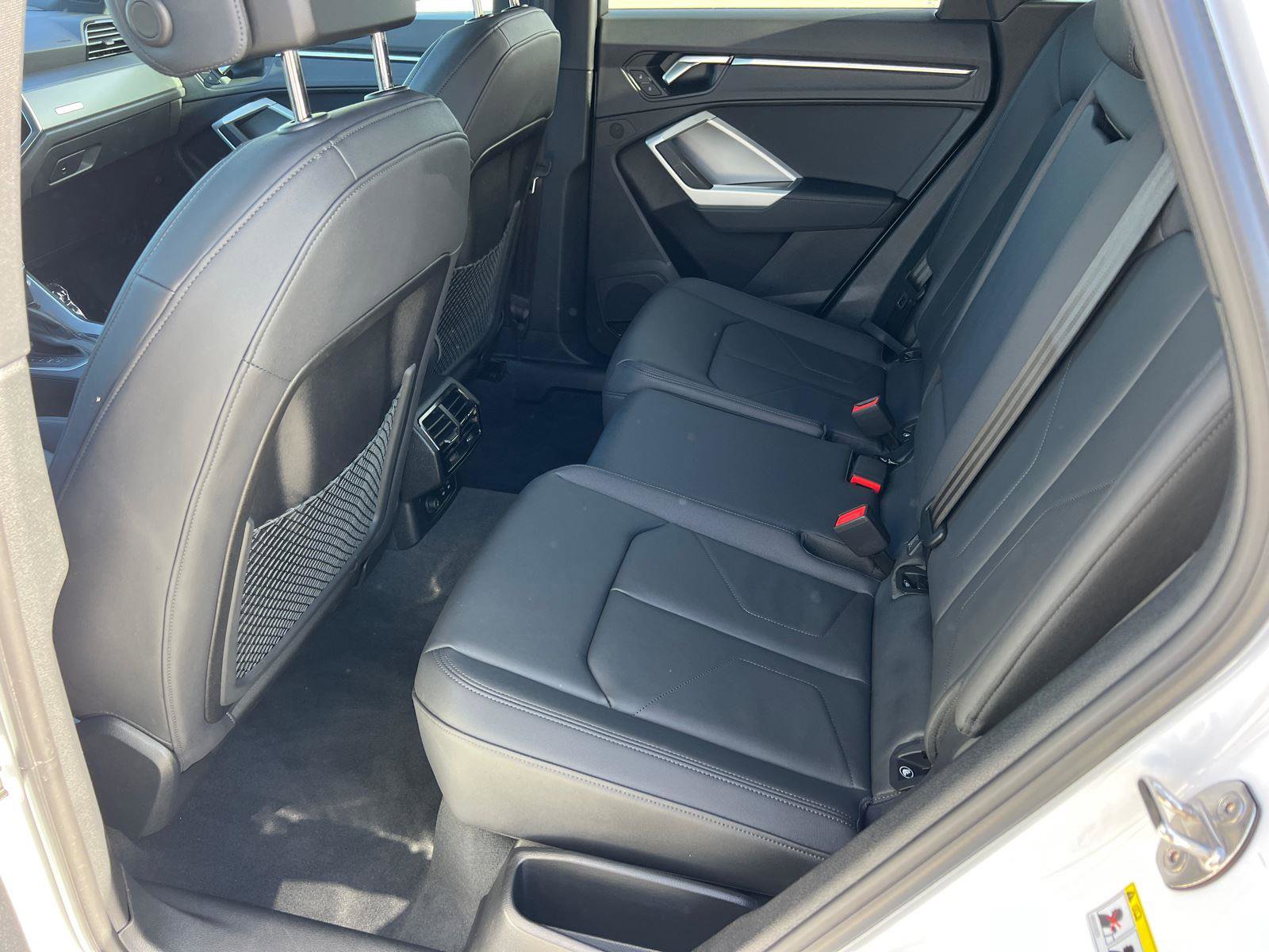 Certified 2025 Audi Q3 2.0T Premium Plus w/ Premium Plus Package image 21