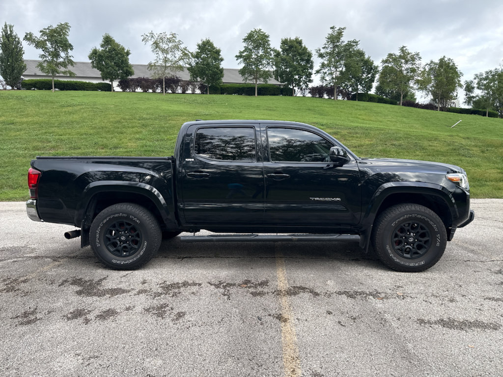 Used 2019 Toyota Tacoma SR5 AWD/4WD image 6