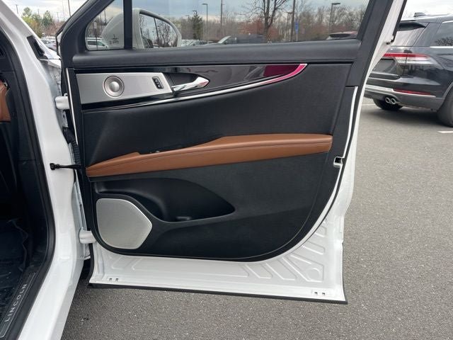 Certified 2023 Lincoln Nautilus Reserve AWD/4WD image 24