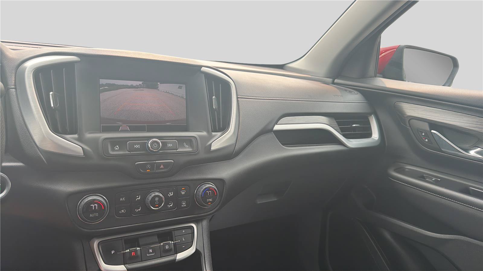 Used 2023 GMC Terrain SLE w/ Driver Convenience Package AWD/4WD image 12