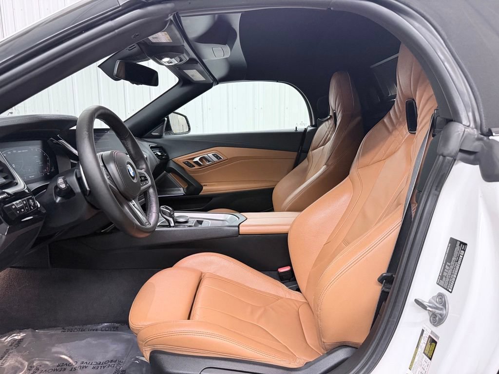 Used 2020 BMW Z4 M40i w/ Executive Package RWD image 27
