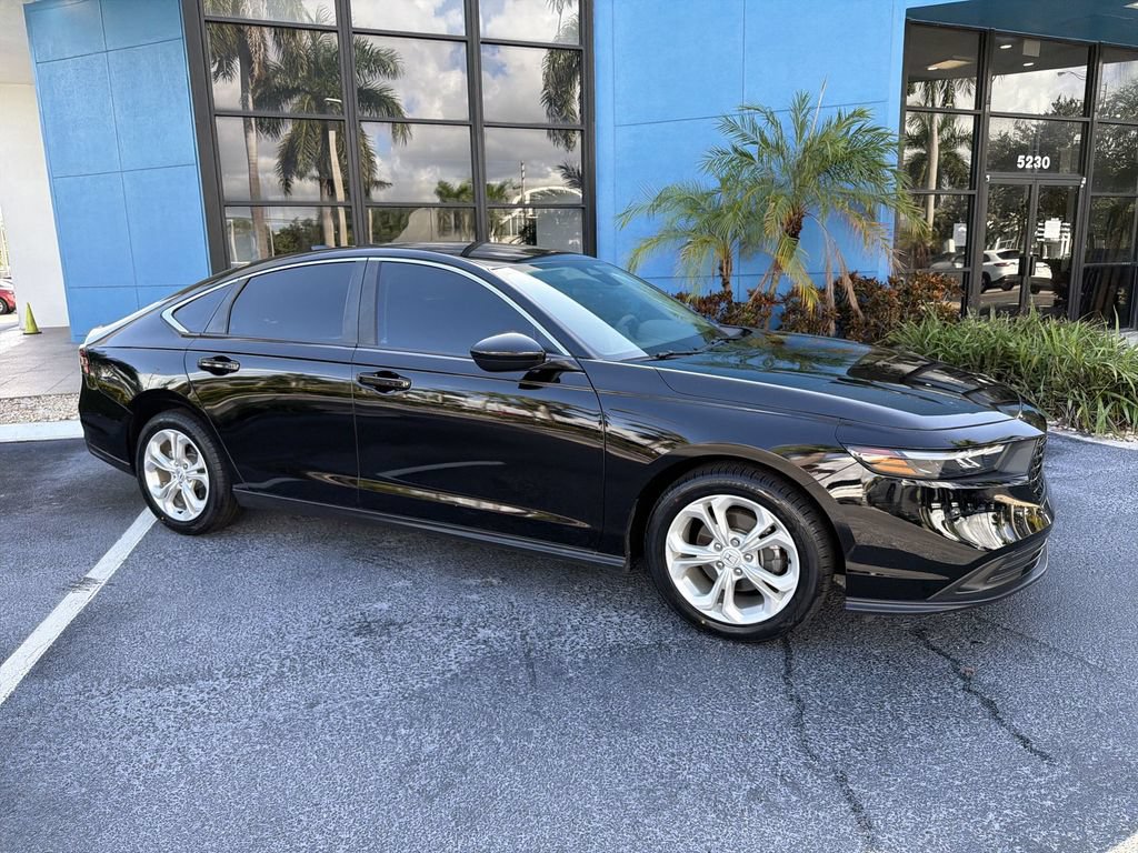 Certified 2023 Honda Accord LX image 4