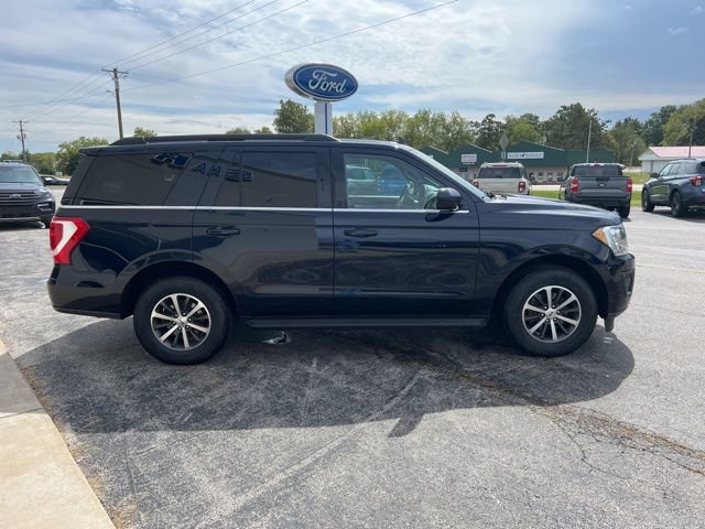 Used 2021 Ford Expedition XLT image 4