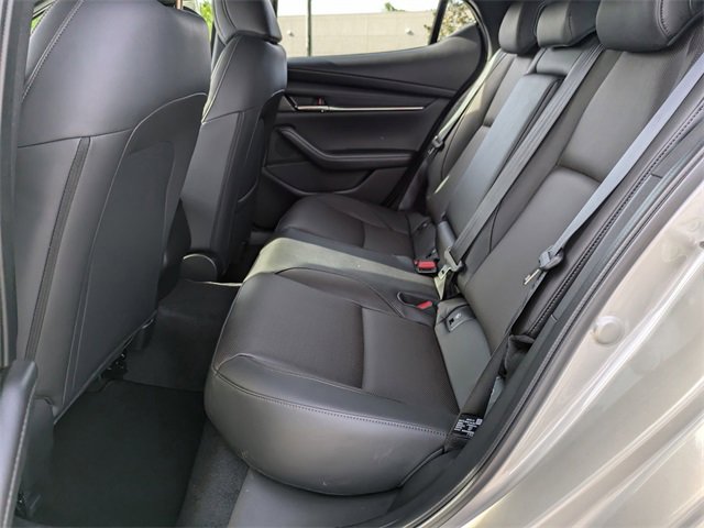 New 2025 MAZDA MAZDA3 Hatchback w/Premium Plus Pkg image 14