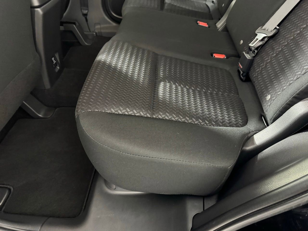 Used 2025 Mitsubishi Eclipse Cross ES image 22