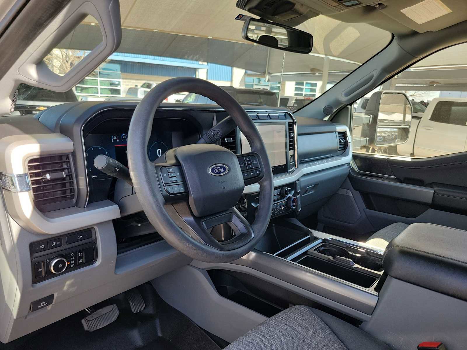 Used 2024 Ford F250 XLT w/ XLT Premium Package image 2