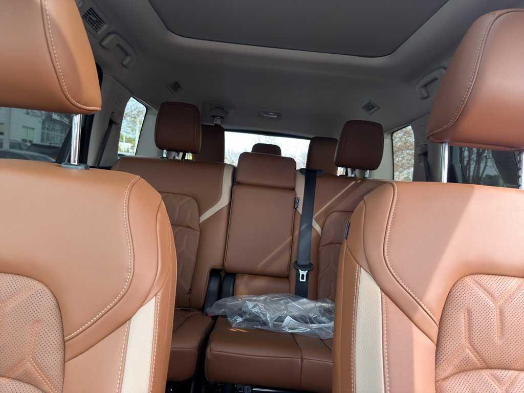 New 2026 Nissan Pathfinder Platinum image 30