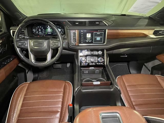 Used 2023 GMC Yukon Denali Ultimate AWD/4WD image 28