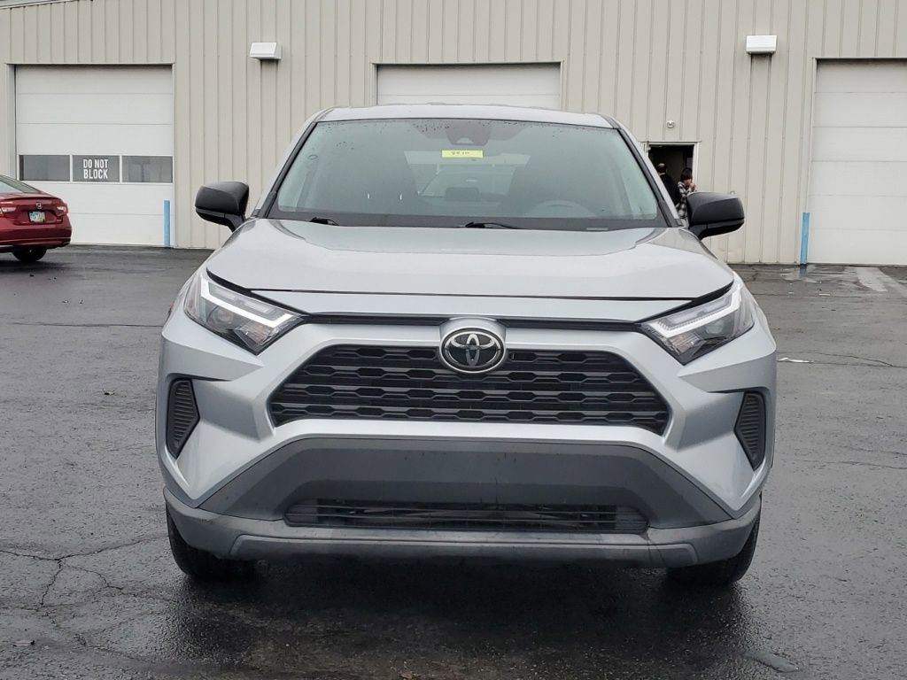 Used 2023 Toyota RAV4 LE image 2