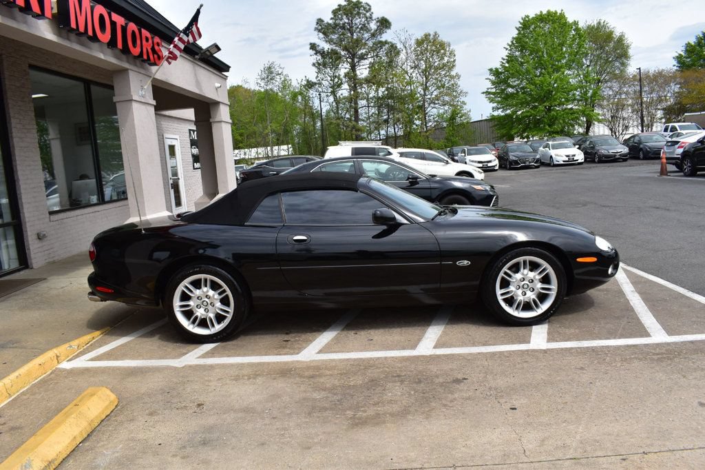 Used 2002 Jaguar XK8 Convertible RWD image 8