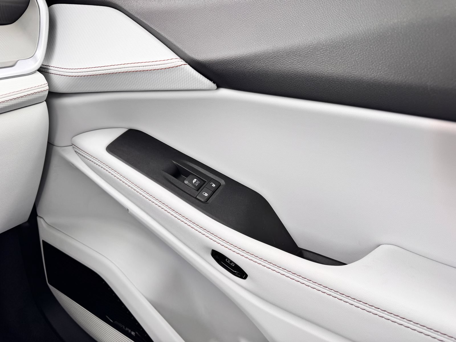 New 2026 Jeep Cherokee Limited AWD/4WD image 27