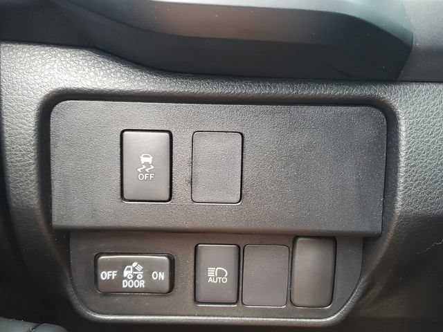 Used 2021 Toyota Tacoma SR w/ SR Convenience Package RWD image 28