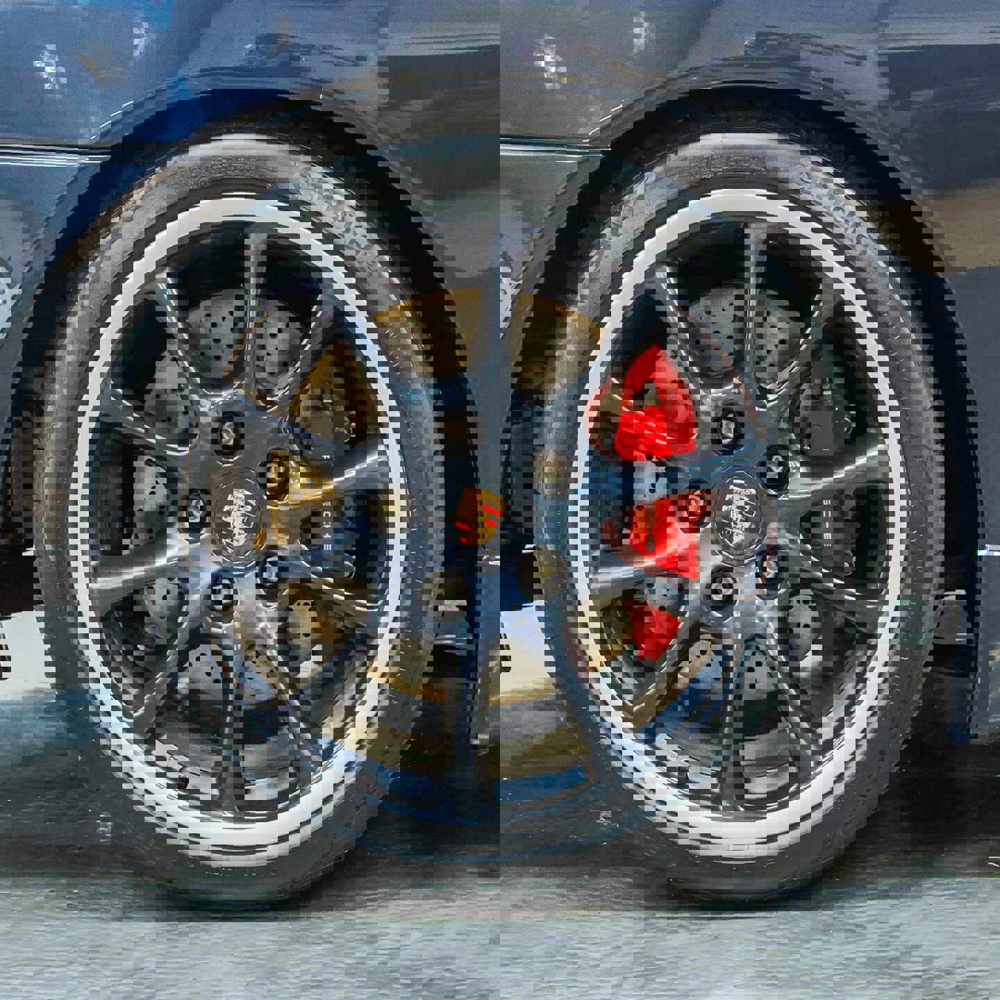 Used 2004 Porsche 911 GT3 image 48