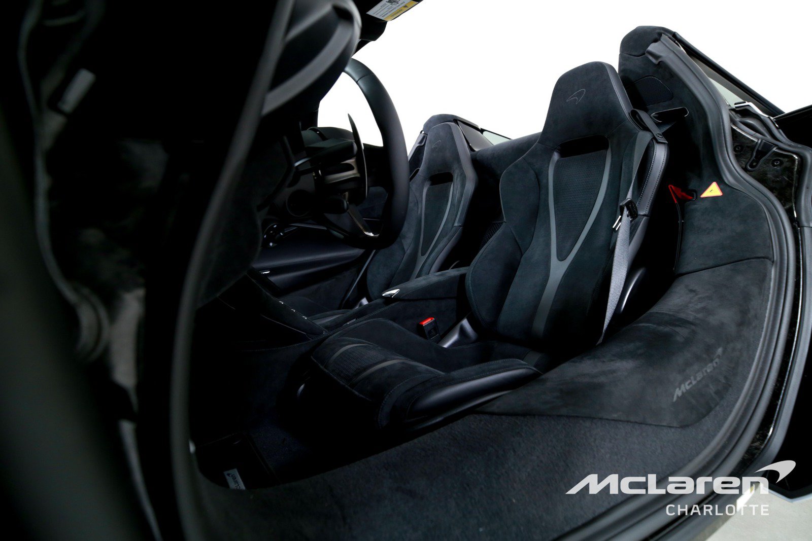 Used 2026 McLaren 750S Spider RWD image 13