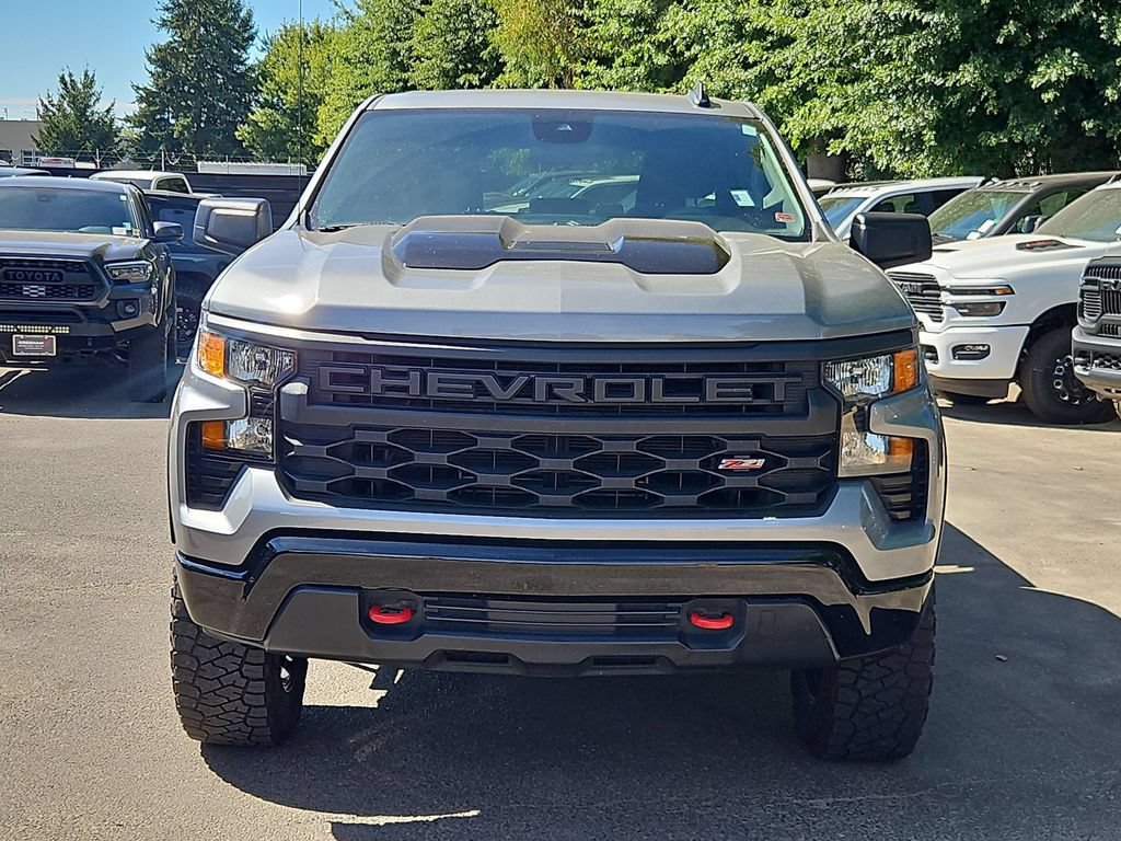 Used 2023 Chevrolet Silverado 1500 Custom Trail Boss AWD/4WD image 2