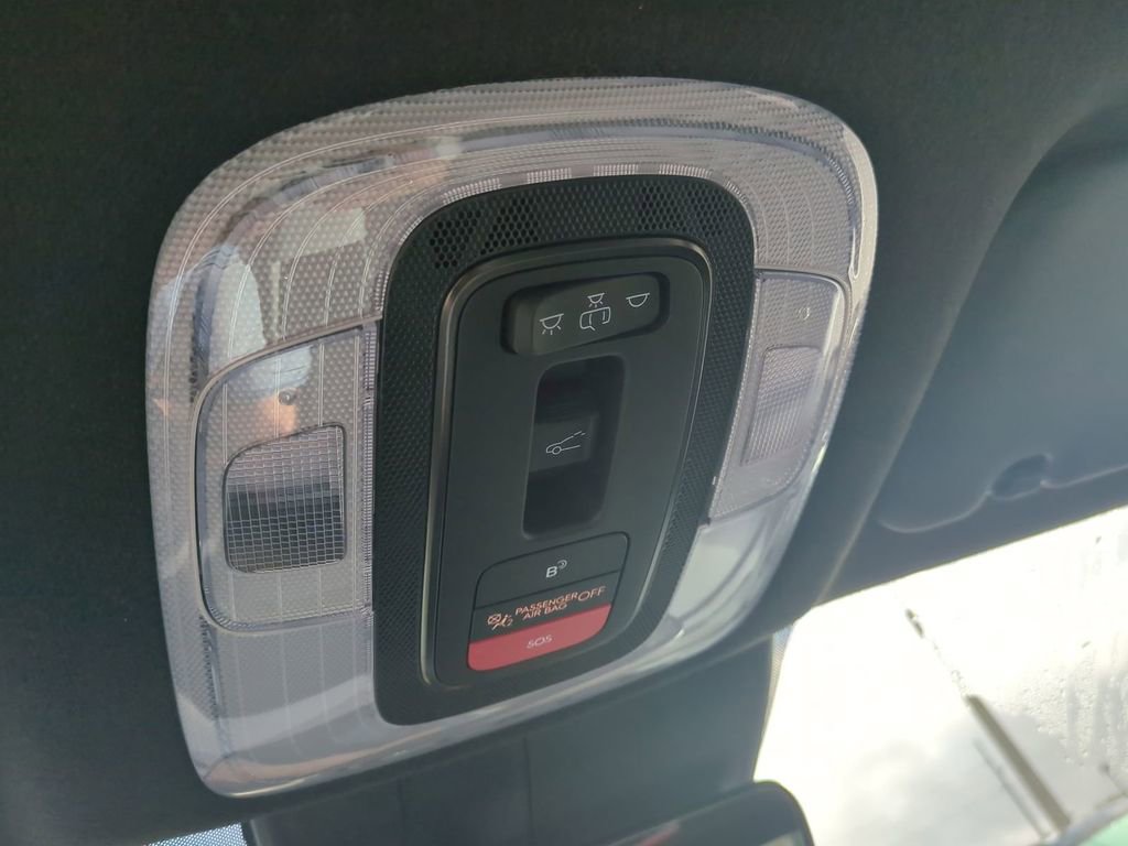 New 2026 Hyundai Elantra Limited image 23