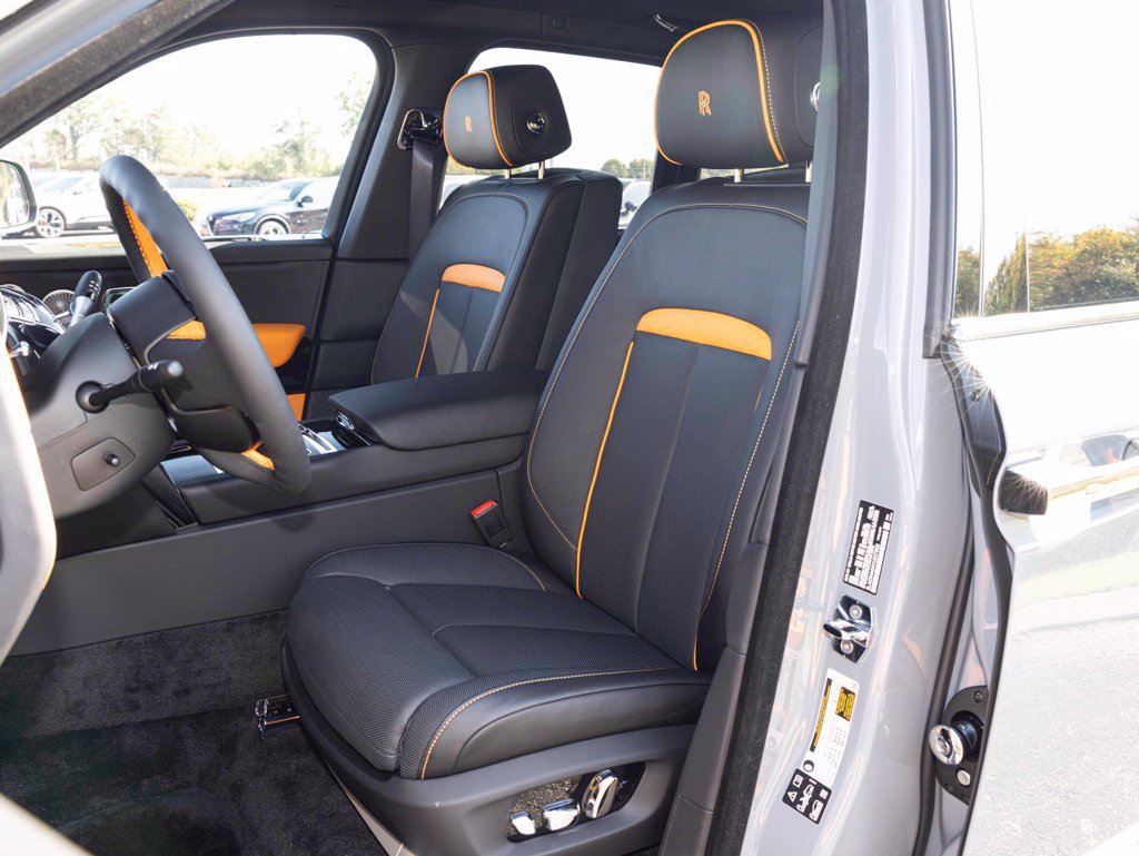 New 2027 Rolls-Royce Cullinan AWD/4WD image 28