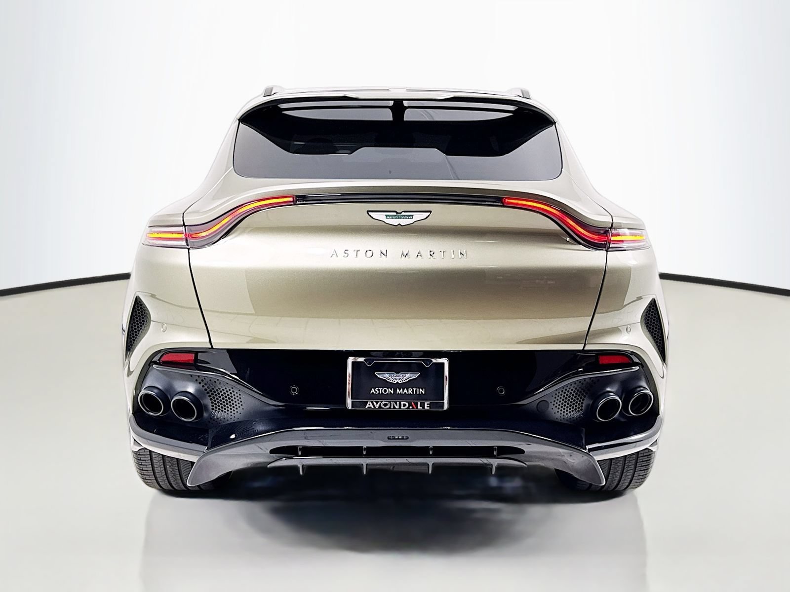 Used 2025 Aston Martin DBX 707 AWD/4WD image 6