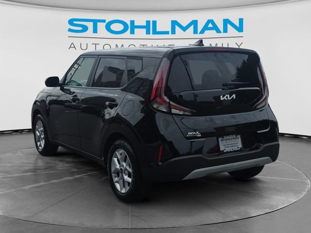 Used 2023 Kia Soul LX w/ LX Technology Package FWD image 7