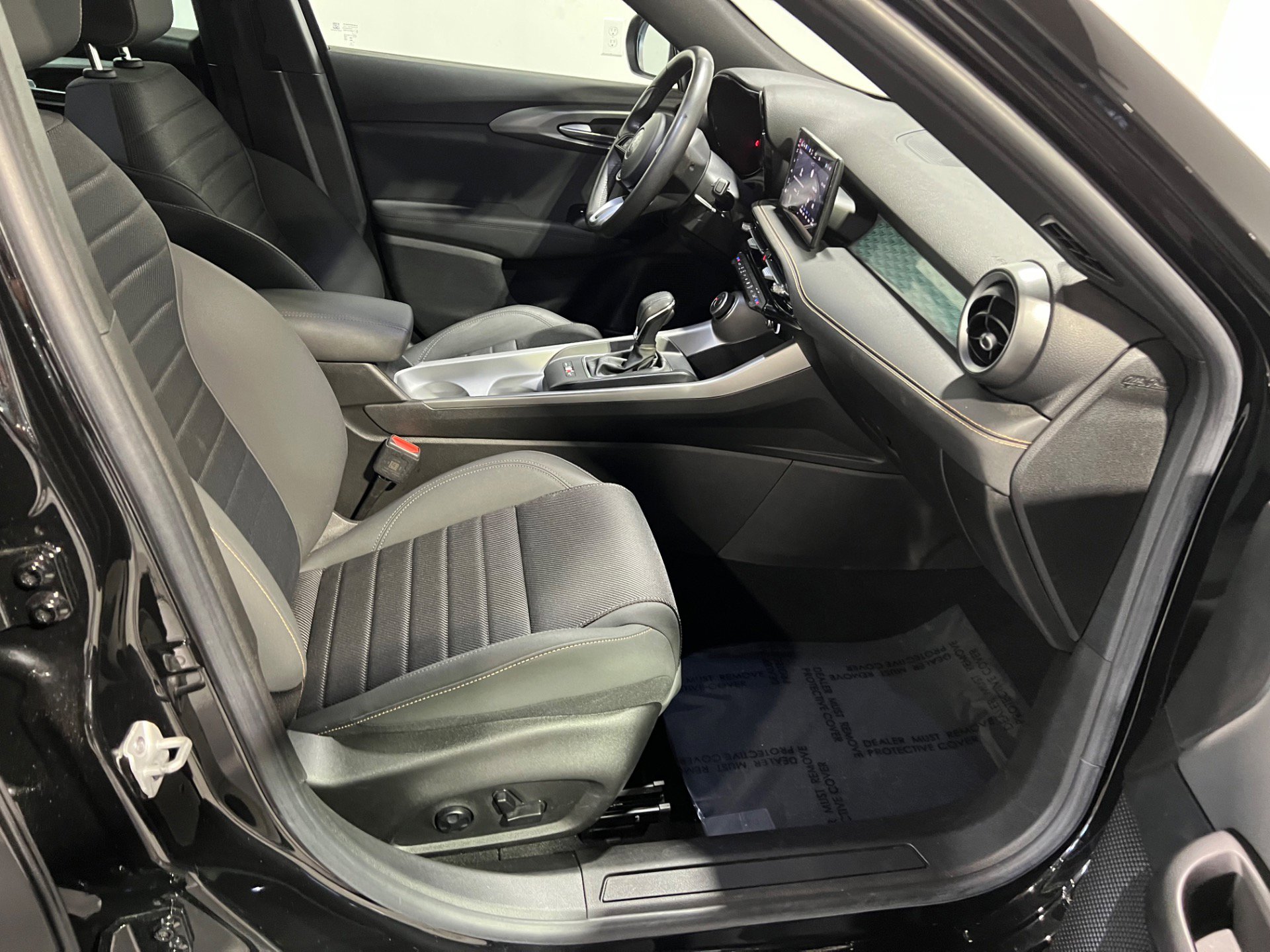 Used 2024 Alfa Romeo Tonale Ti image 43