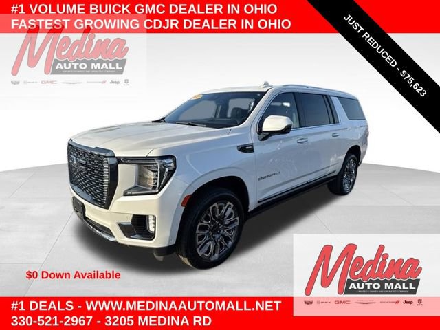 Used 2023 GMC Yukon XL Denali Ultimate AWD/4WD image 1