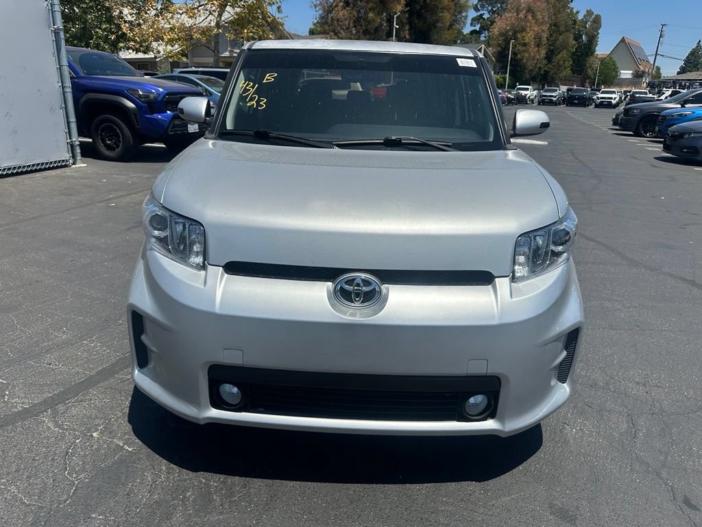 Used 2012 Scion xB FWD image 7